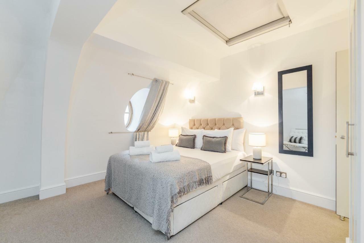 Outstanding Trafalgar Penthouse, Sleeps 8 Apartman London Kültér fotó