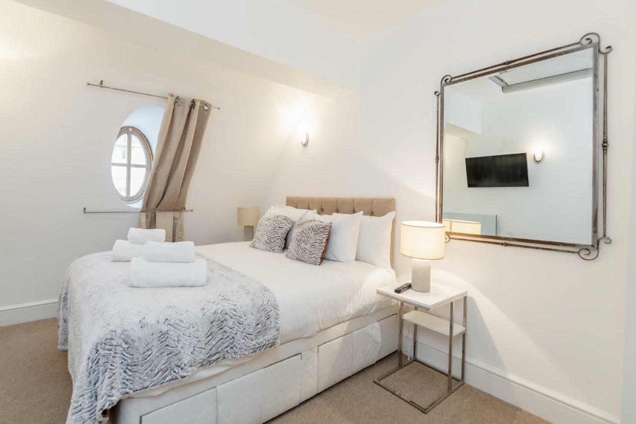 Outstanding Trafalgar Penthouse, Sleeps 8 Apartman London Kültér fotó